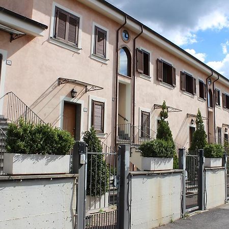 Il Casaletto Dei Ludi Aparthotel Aranova Ngoại thất bức ảnh