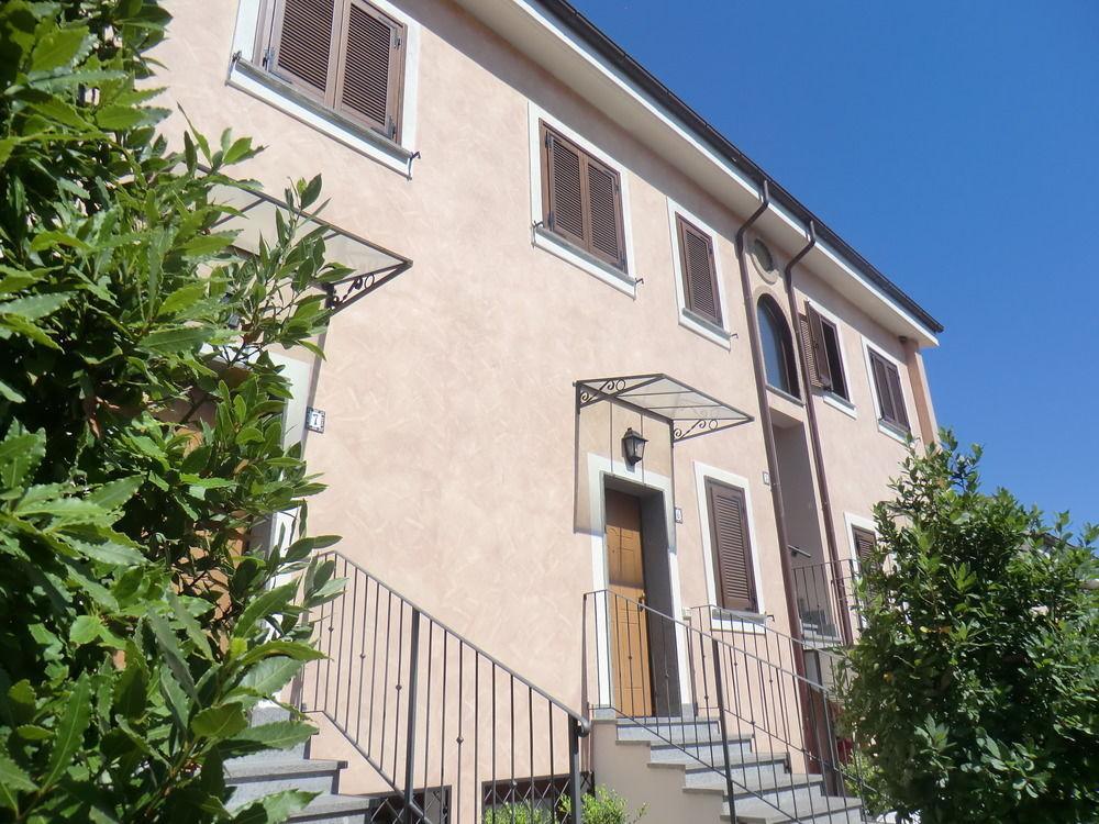 Il Casaletto Dei Ludi Aparthotel Aranova Ngoại thất bức ảnh