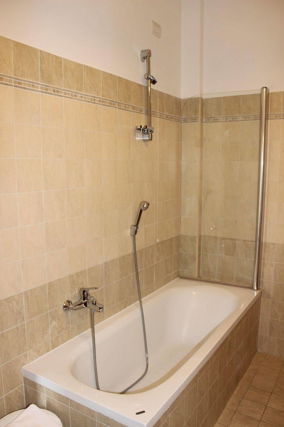 Il Casaletto Dei Ludi Aparthotel Aranova Ngoại thất bức ảnh
