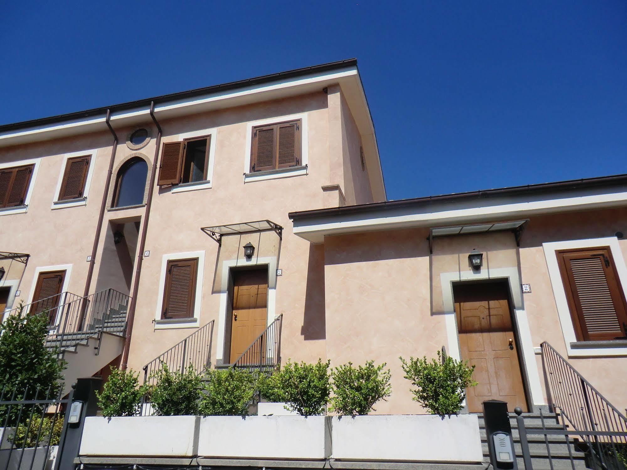 Il Casaletto Dei Ludi Aparthotel Aranova Ngoại thất bức ảnh